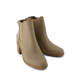 Evelyn Chelsea Boots Dune Leather Suede