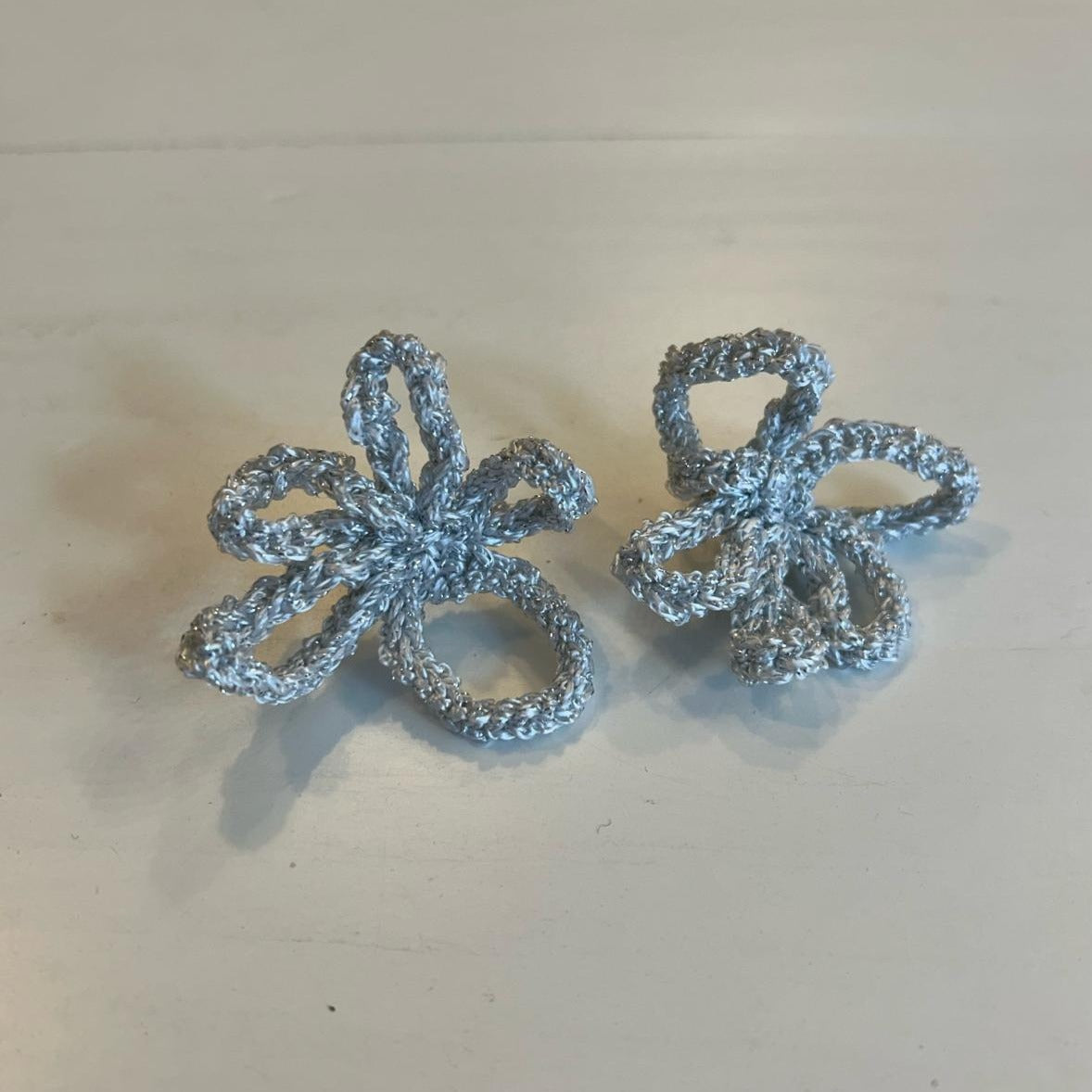 Flower Silver White Earrings