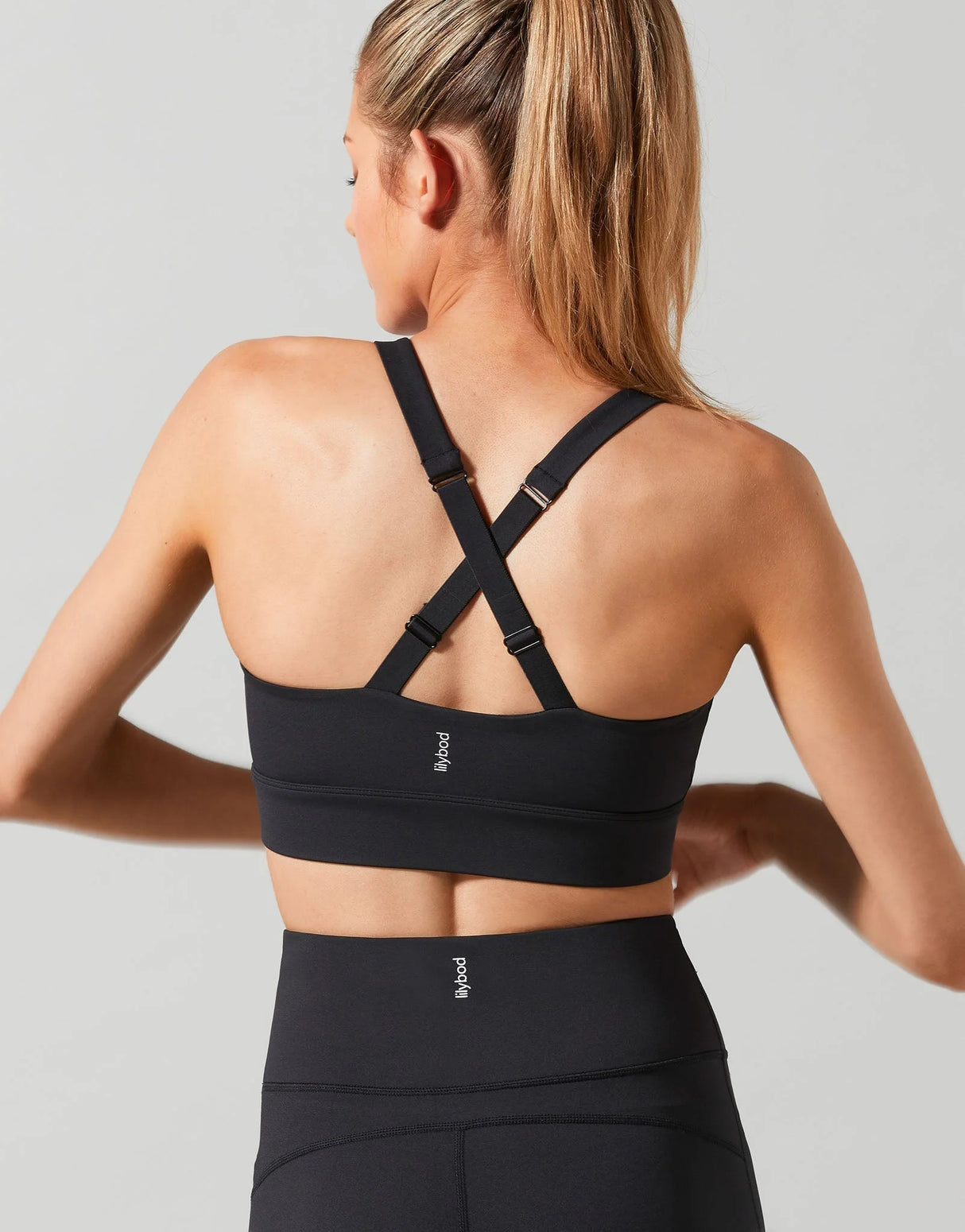 Baseline Sports Bra in Black