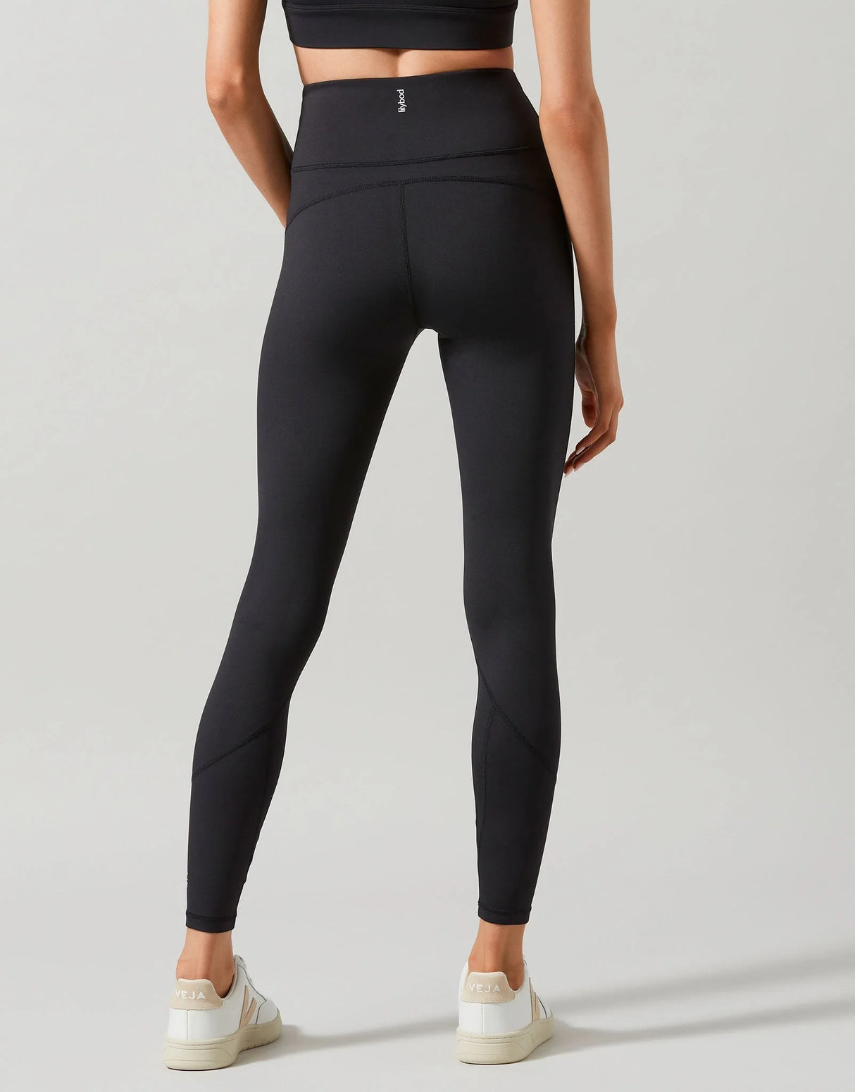 Baseline Legging in Black