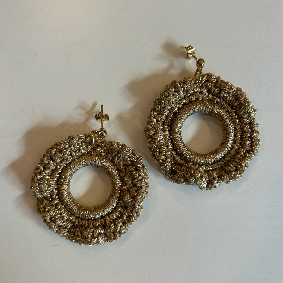 Gold loop Earrings