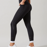 Kai Leggings in Tarmac Black